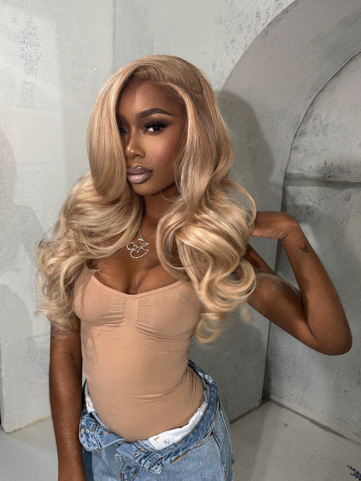 Au’Bri Full Frontal Wigs